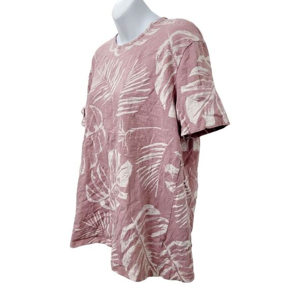 2/$20 Max Cocos Pink & White Leafs Pattern Top Tee Blouse Size: Large - Picture 2 of 7